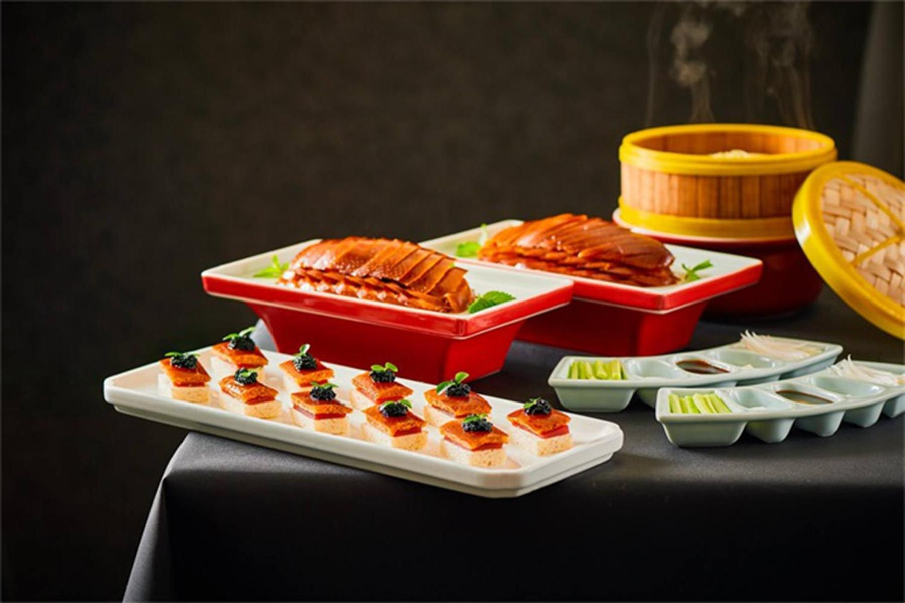 East Sacred Hotel--Very Near Beijing Tiananmen Square ,The Forbidden City,The Temple Of Heaven ,3 Minutes' Walk To Wangfujing Subway ,Located In The Center Of Beijing, Many Shopping Malls Around,Newly Renovated Hotel-Able To Receive Foreign Guests Exterior foto A selection of dim sum